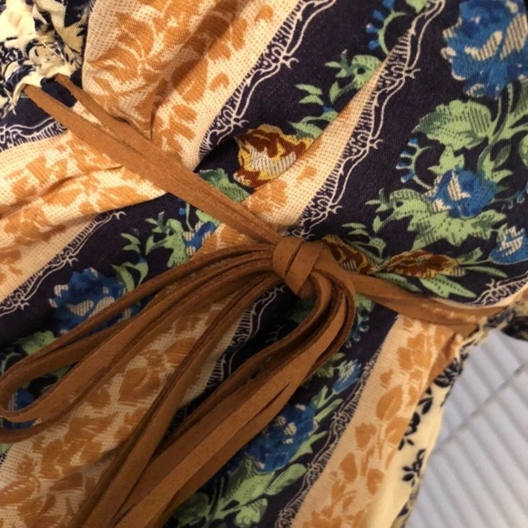 SOLD- NWT selfie Leslie dress - Picture 7 of 8